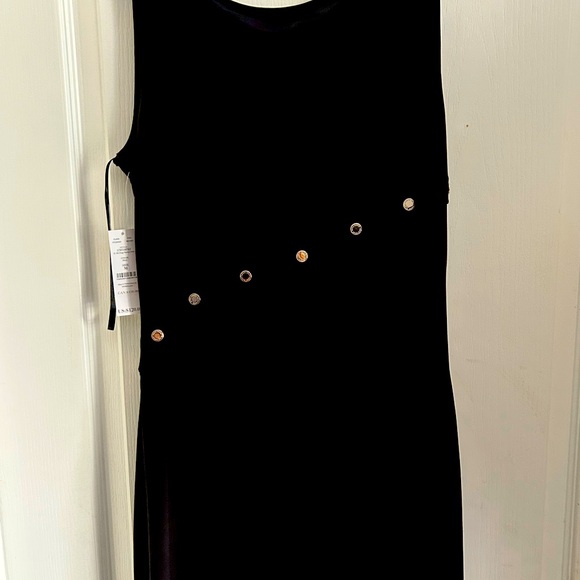 WHBM sexy black dress! Pictures of front and back of dress - Picture 1 of 3